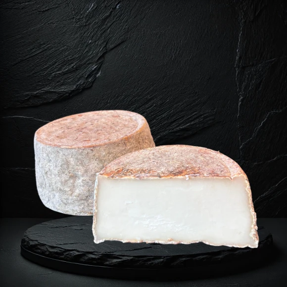 Tommette de chèvre ferme Chenal - Maison Mercier Tommette de chèvre ferme Chenal - Maison Mercier